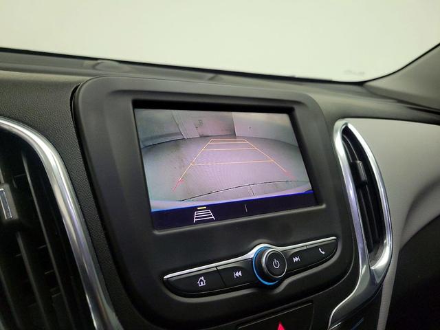 Photo of 2021 White Chevrolet Equinox