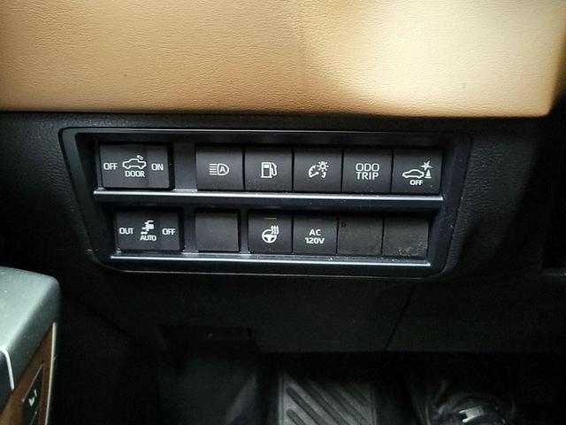 Photo of 2024 White Toyota Tundra Hybrid