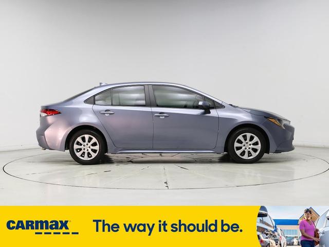 Photo of 2022 Gray Toyota Corolla