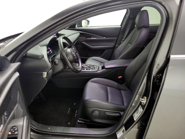 Photo of 2022 Gray Mazda CX-30