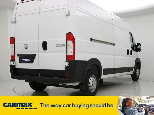 Photo of 2023 White RAM ProMaster 2500