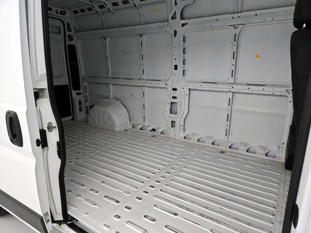 Photo of 2023 White RAM ProMaster 2500