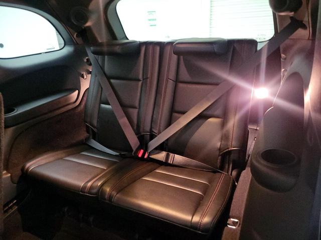 Photo of 2023 White Dodge Durango