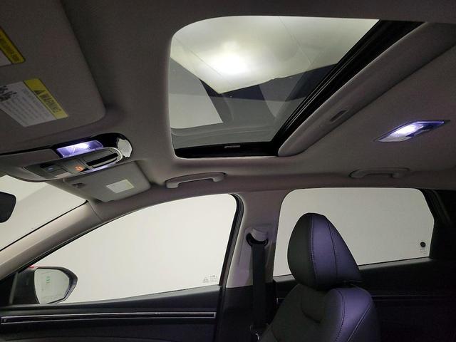 Photo of 2023 Red Hyundai TUCSON