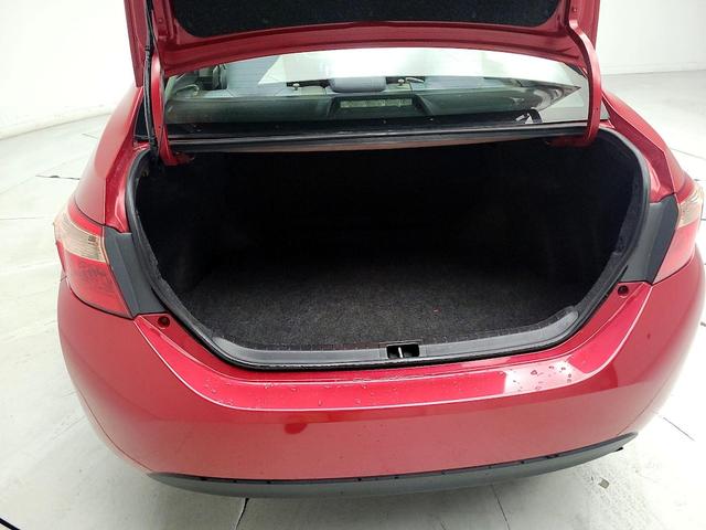 Photo of 2018 Red Toyota Corolla