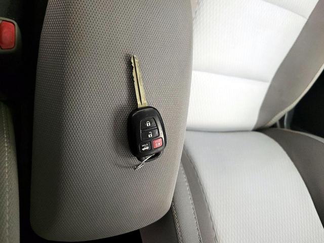 Photo of 2018 Red Toyota Corolla
