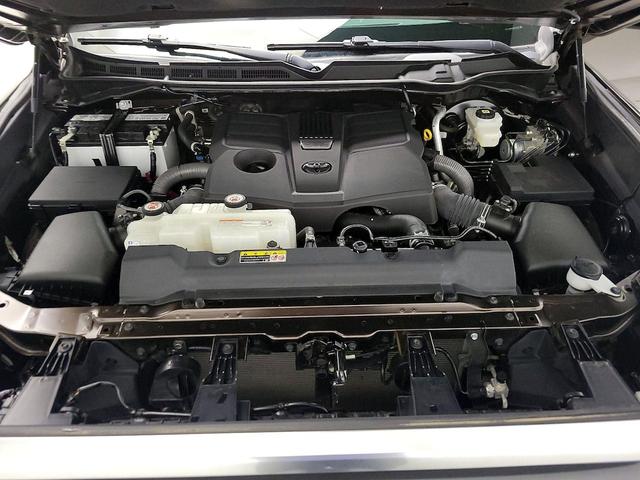 Photo of 2022 Brown Toyota Tundra