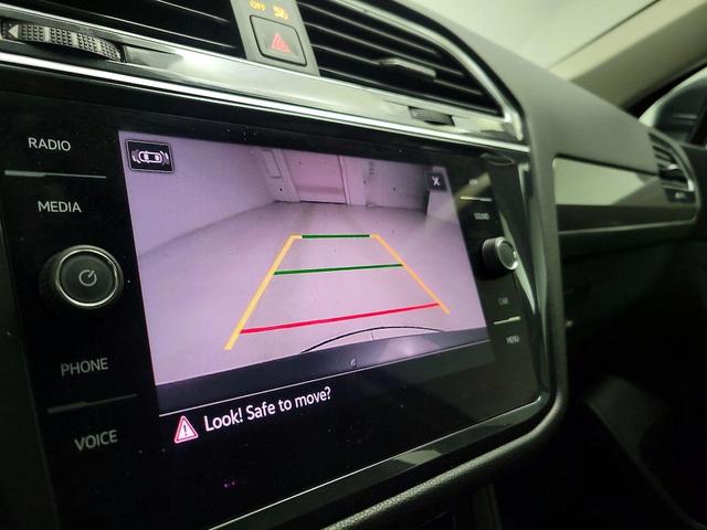 Photo of 2024 Gray Volkswagen Tiguan