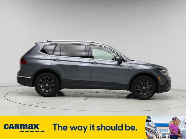 Photo of 2024 Gray Volkswagen Tiguan