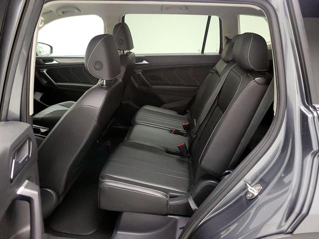 Photo of 2024 Gray Volkswagen Tiguan