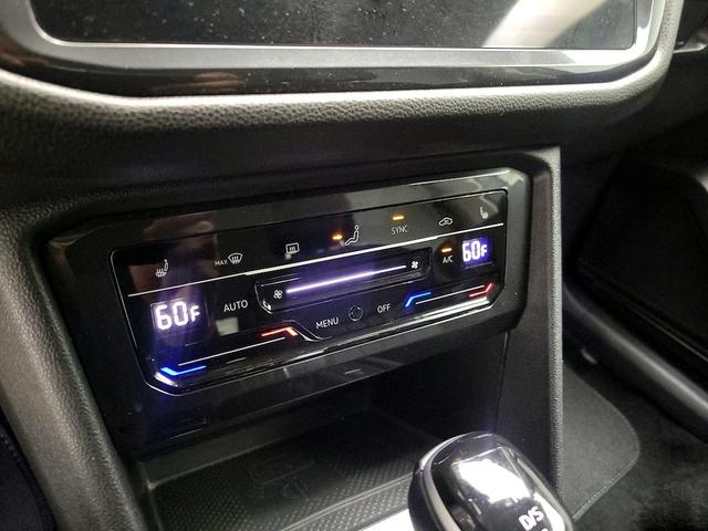 Photo of 2024 Gray Volkswagen Tiguan