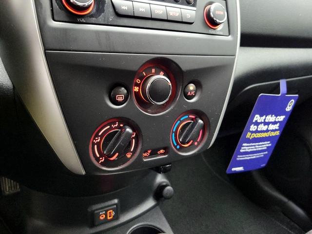 Photo of 2018 Silver Nissan Versa