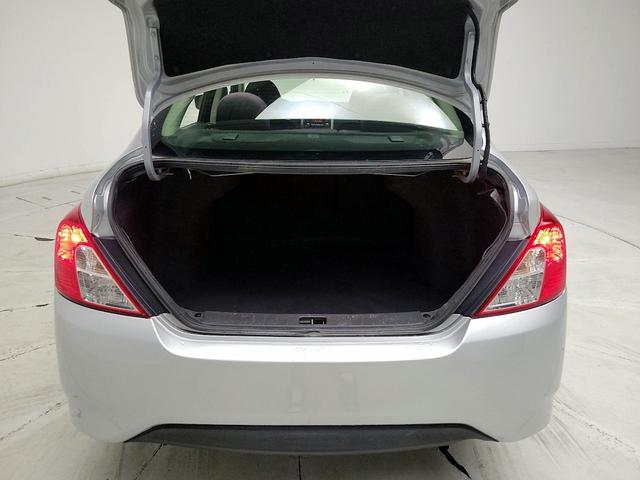Photo of 2018 Silver Nissan Versa
