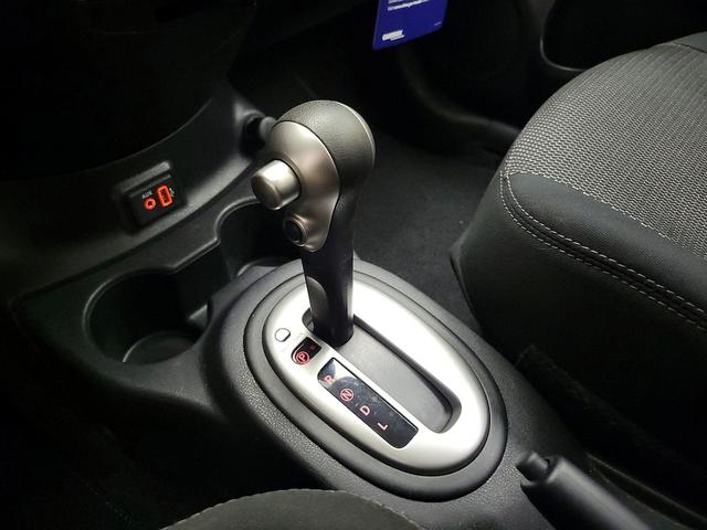 Photo of 2018 Silver Nissan Versa
