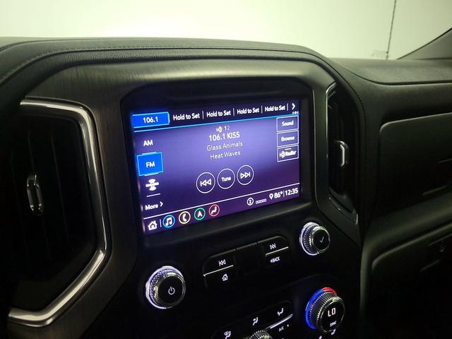 Photo of 2020 White GMC Sierra 1500
