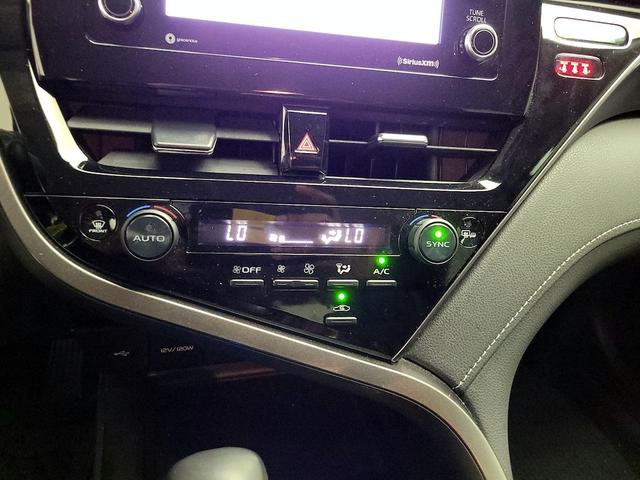 Photo of 2022 Blue Toyota Camry