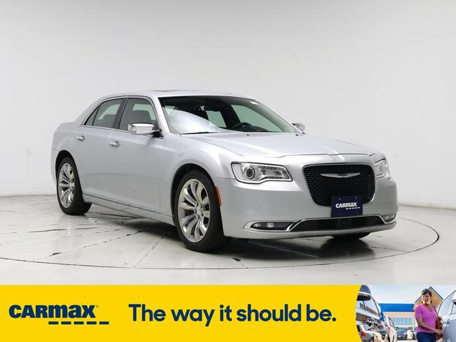 2019 Chrysler 300