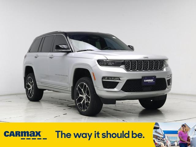 2022 Jeep Grand Cherokee