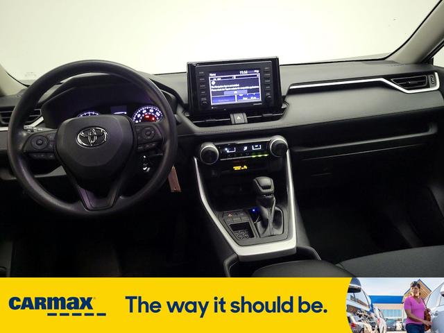 Photo of 2022 Gray Toyota RAV4