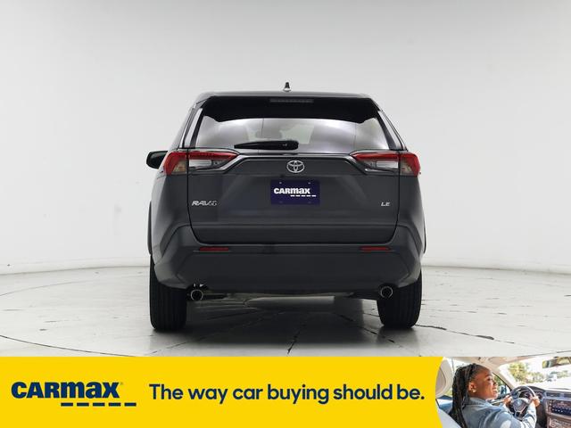 Photo of 2022 Gray Toyota RAV4