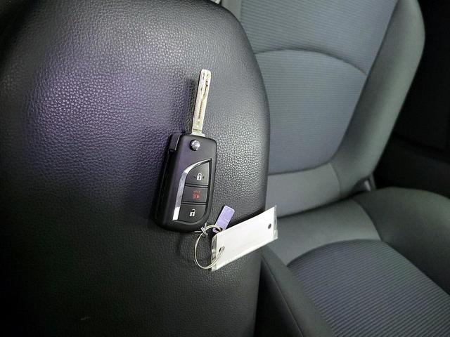 Photo of 2022 Gray Toyota RAV4