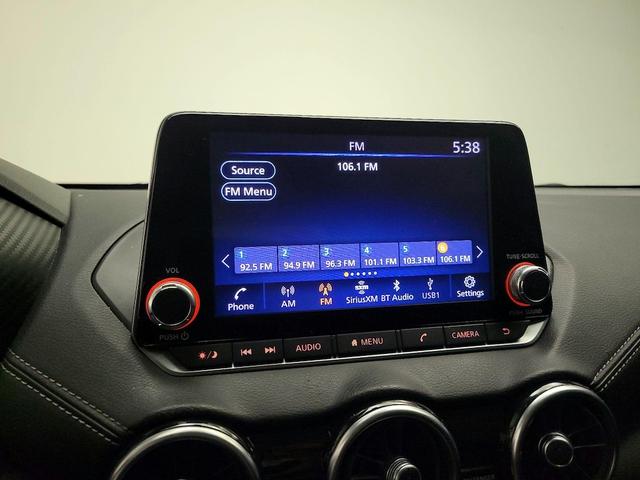Photo of 2021 White Nissan Sentra