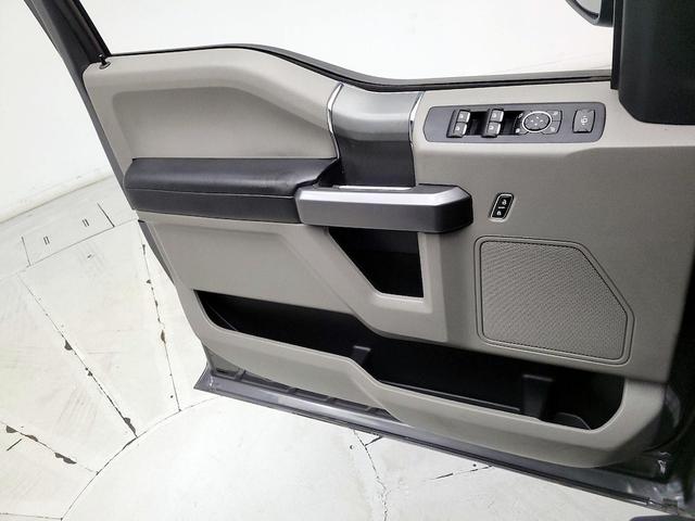 Photo of 2022 Gray Ford F-250