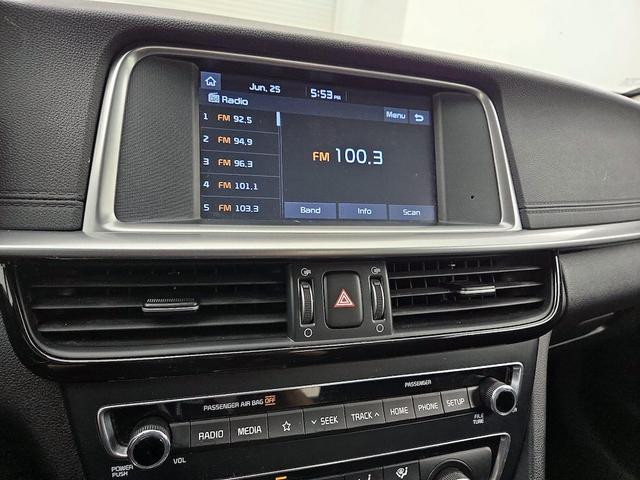 Photo of 2019 White Kia Optima