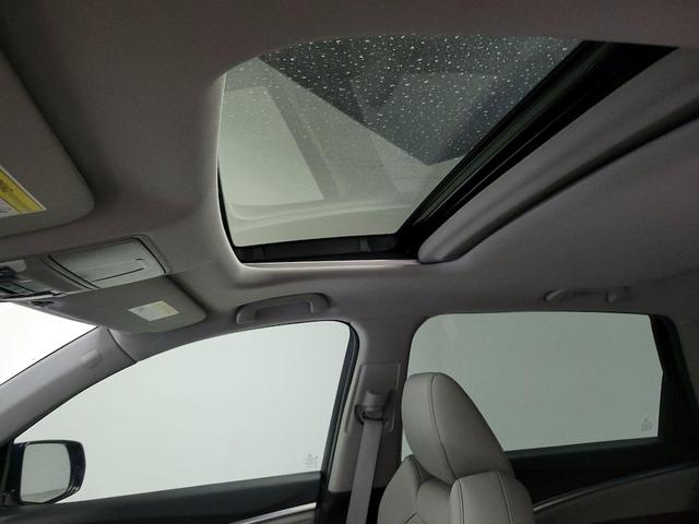 Photo of 2020 Blue Acura MDX