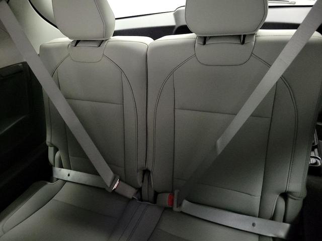Photo of 2020 Blue Acura MDX