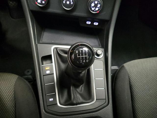 Photo of 2021 Blue Volkswagen Jetta