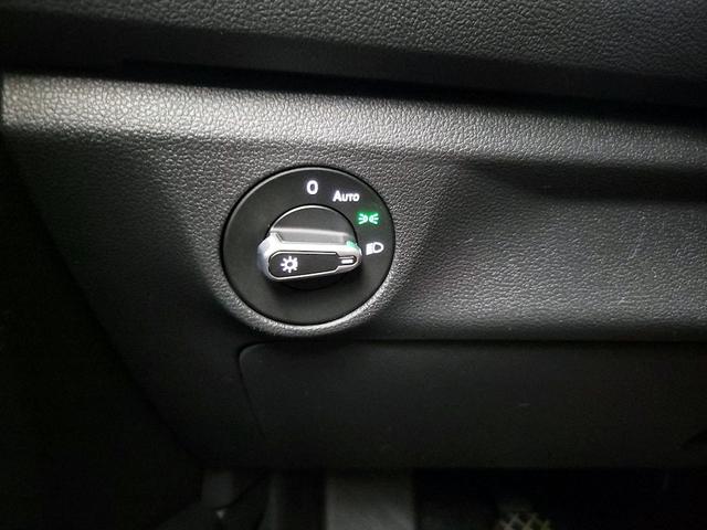 Photo of 2021 Blue Volkswagen Jetta