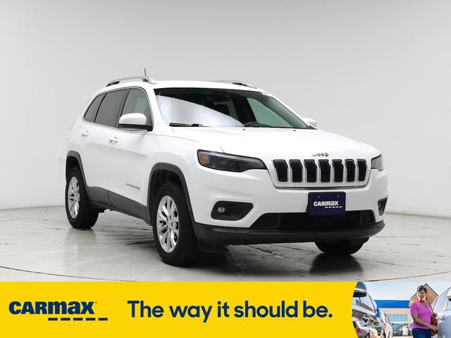 Photo of 2019 White Jeep Cherokee
