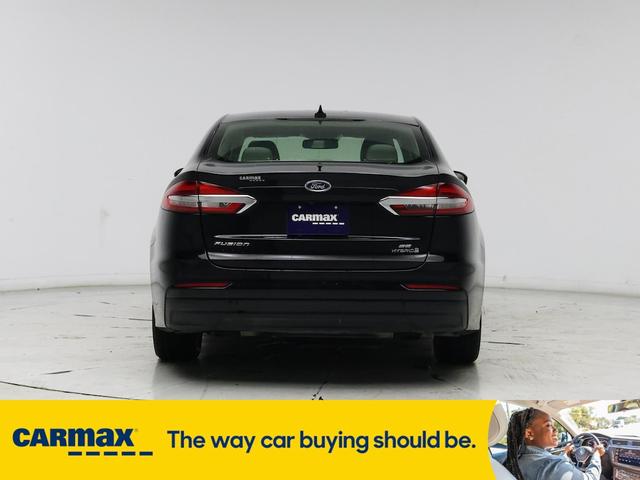 Photo of 2019 Black Ford Fusion Hybrid