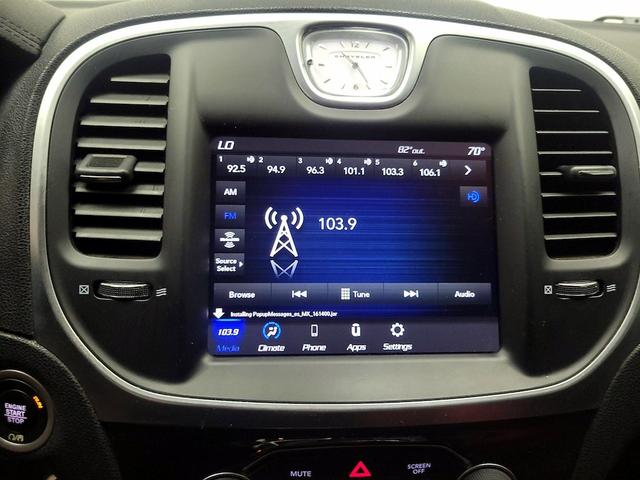 Photo of 2021 Black Chrysler 300