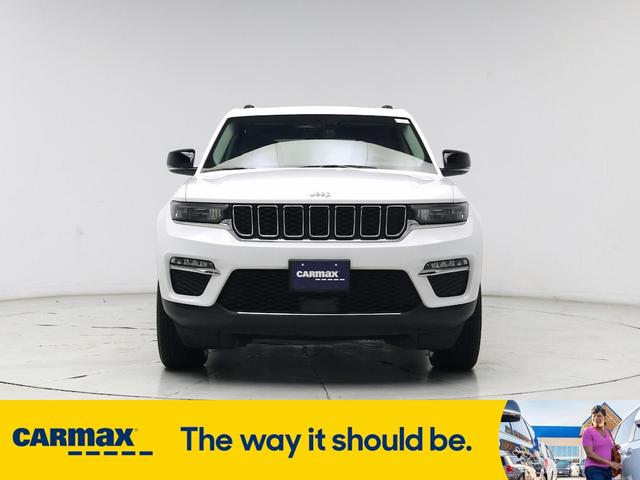 Photo of 2023 White Jeep Grand Cherokee 4xe