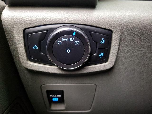 Photo of 2018 White Ford F-150