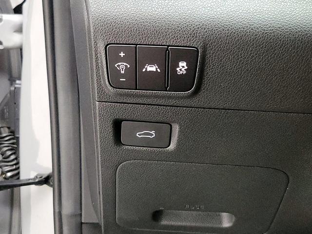 Photo of 2023 Gray Kia K5