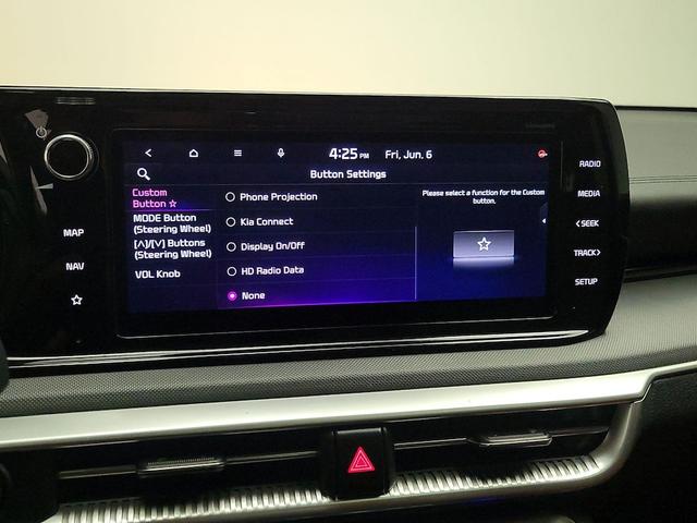 Photo of 2023 Gray Kia K5