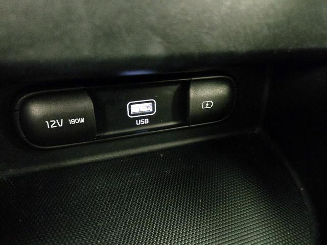 Photo of 2022 Yellow Kia Seltos