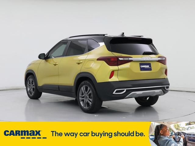 Photo of 2022 Yellow Kia Seltos