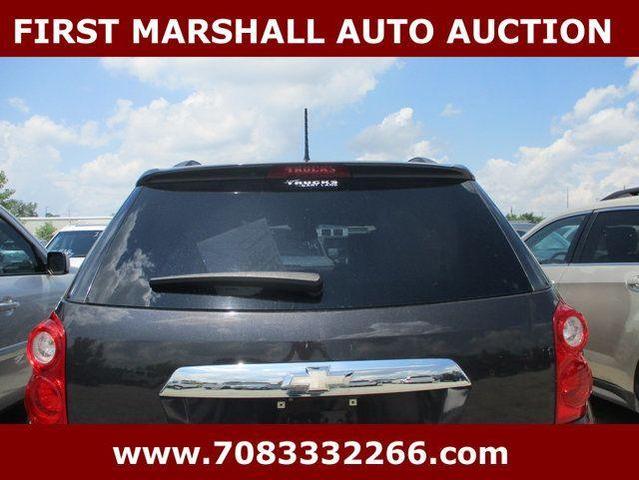 Photo of 2013 Silver Ice Metallic Chevrolet Equinox