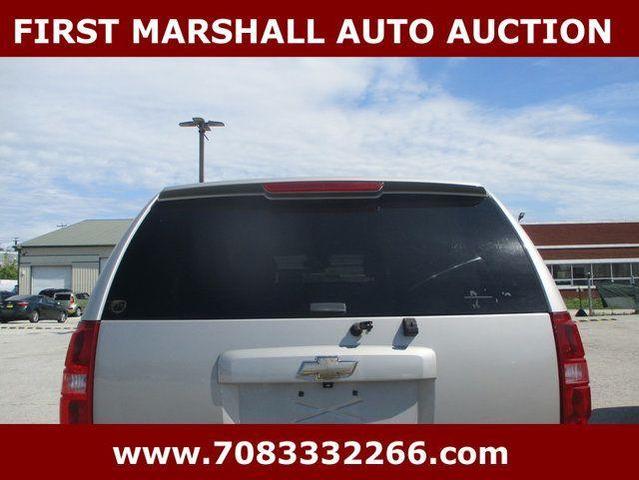 Photo of 2008 Gold Mist Metallic Chevrolet Tahoe