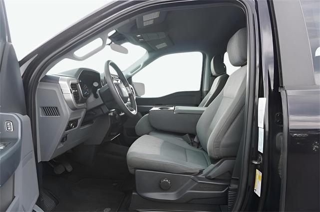 Photo of 2022 Black Ford F-150