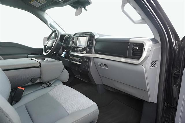 Photo of 2022 Black Ford F-150