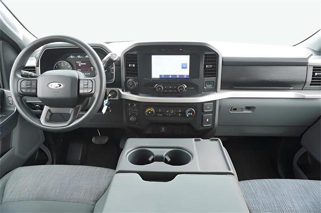 Photo of 2022 Black Ford F-150