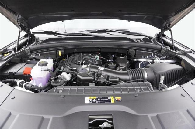 Photo of 2025 Metallic Jeep Grand Cherokee L