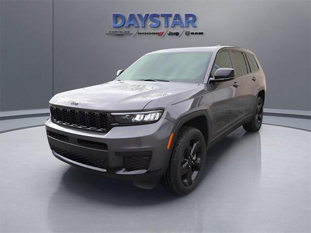 Photo of 2025 Metallic Jeep Grand Cherokee L