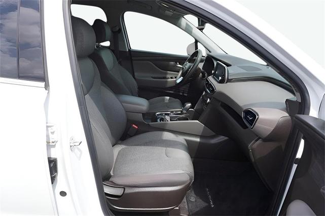 Photo of 2020 Quartz White Hyundai SANTA FE
