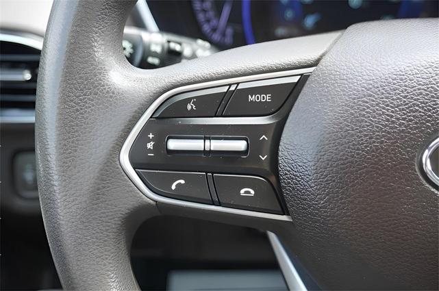 Photo of 2020 Quartz White Hyundai SANTA FE